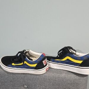 Vans Blue and Yellow Sneakers Vibrant Style